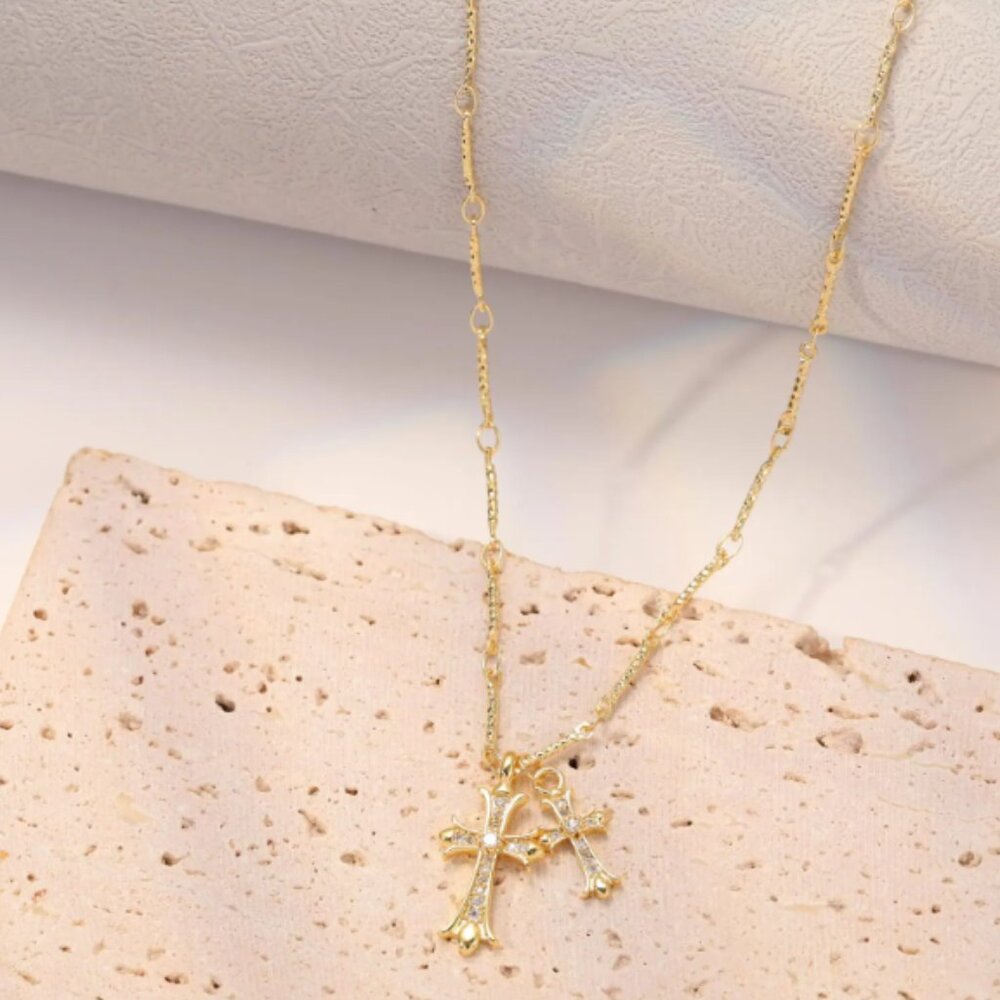 Sweet Gold Cross Pendant Necklace Simple Fashion Clavicle Chains Choker Gift Her - Picture 3 of 6